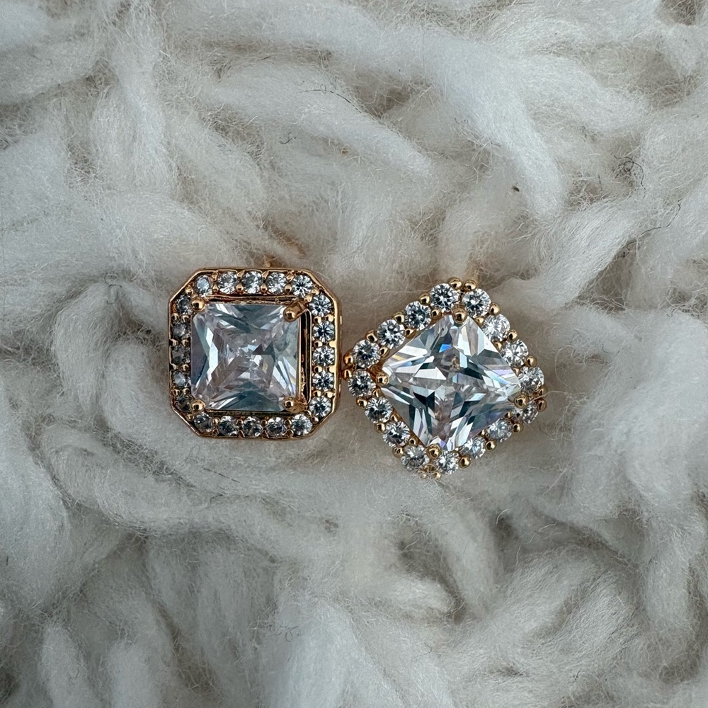 Rose gold tone earrings